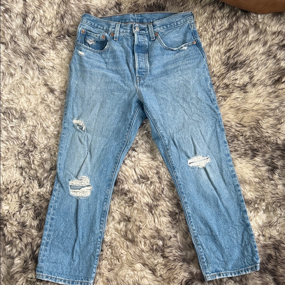 Women’s 501 Levi Blue Distressed Jeans